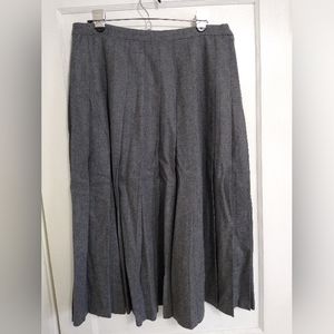 Vintage Pendleton gray wool pleated skirt